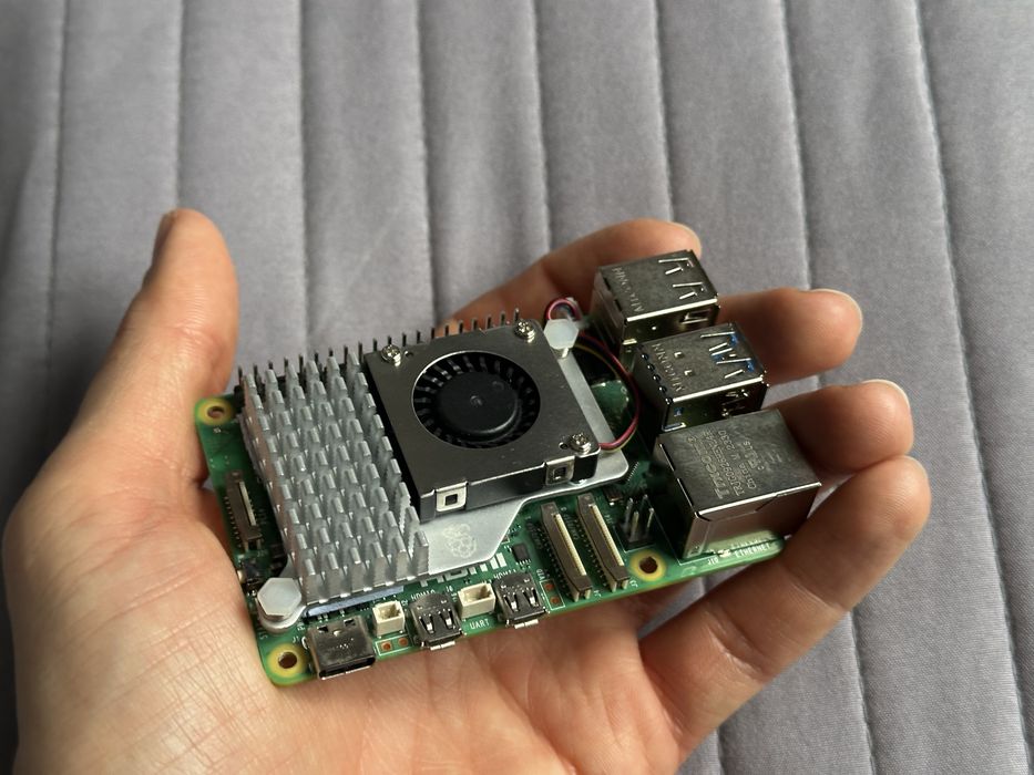 Raspberry Pi 5 4GB + cooler