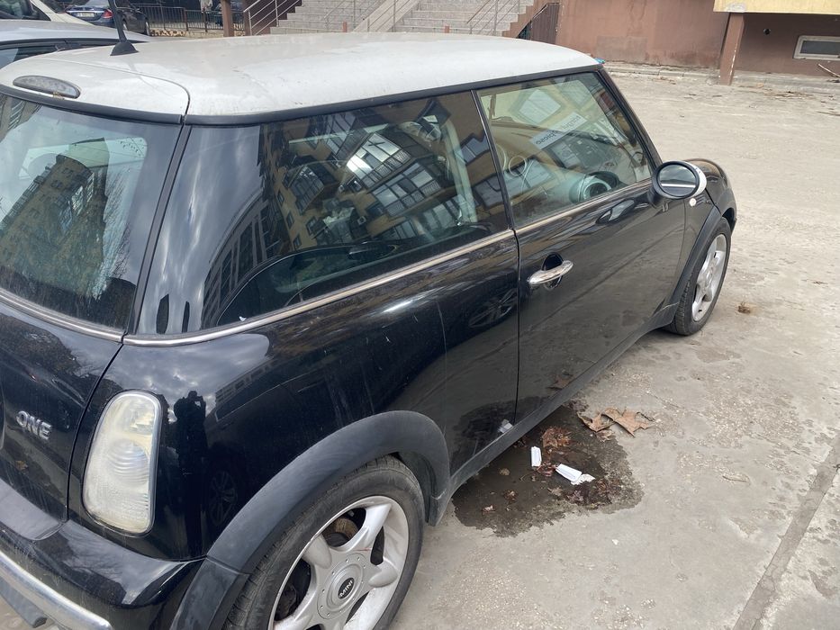 Vand mini one stare buna de functionare primul propietar