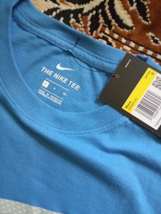 Продам футболка NlKE