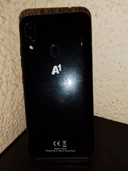 TТелефони на части