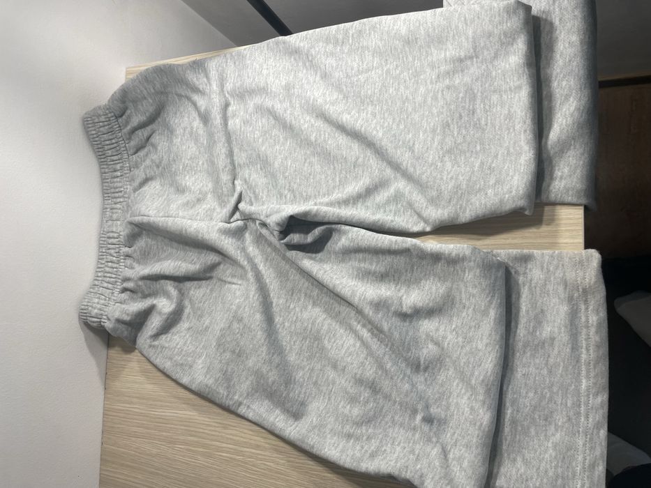 joggers y2k cu modele