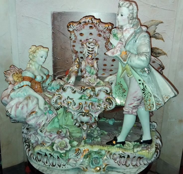 Порцеланова статуетка Benrose,  в стил Capodimonte.