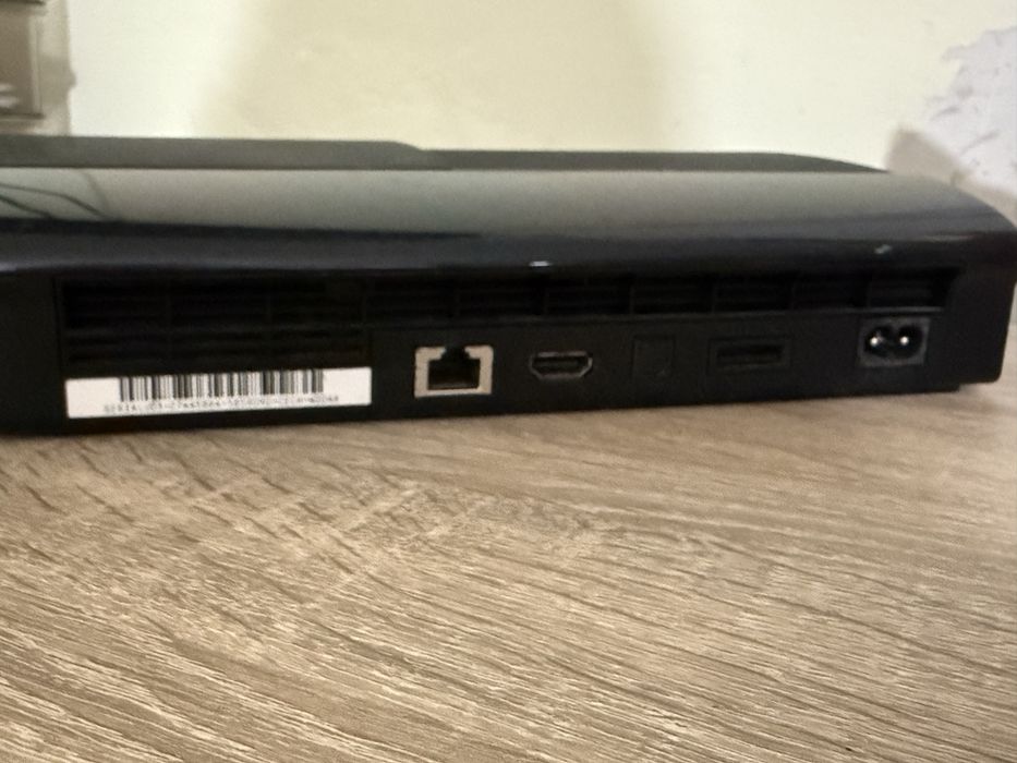 PS3 Super Slim 320gb