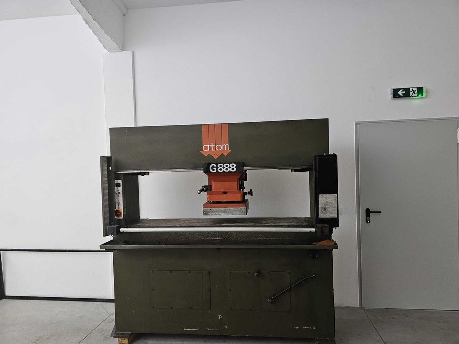 Stanta pod croit piele , burete , carton  ATOM G888