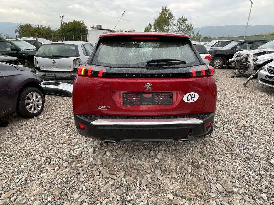 Peugeot 2008 1.2i STT 2020г. 30 000 км. На Части!