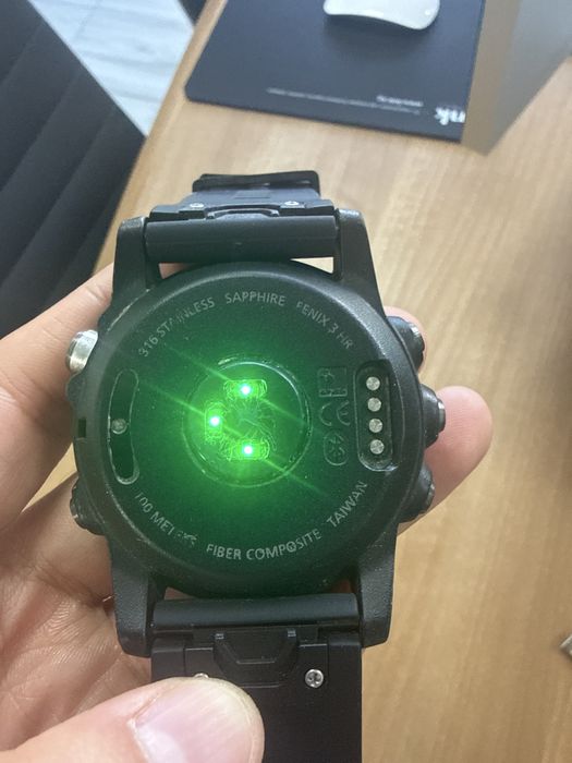 Мультиспортивные часы Garmin Fenix 3HR sapphire