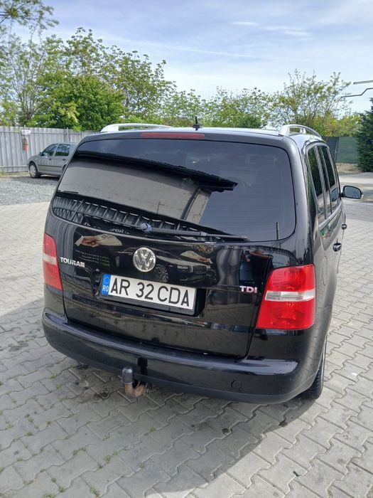 VW Touran  AN 2004, 7 LOCURI  1.9 TDI, ACTE la zi !