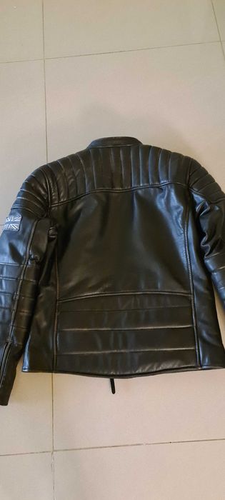 Haina din piele noua