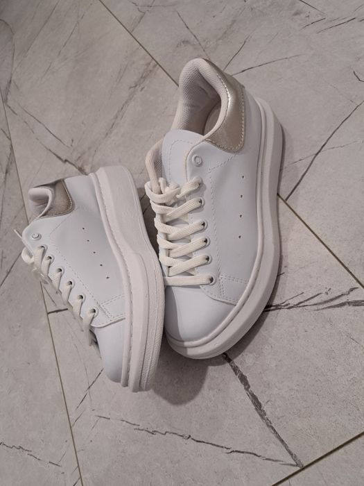 Нови  дамски маратонки