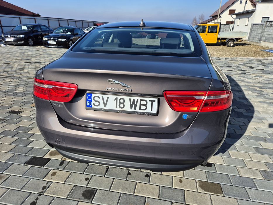 Jaguar XE  2.0 diesel 180 CP 2016