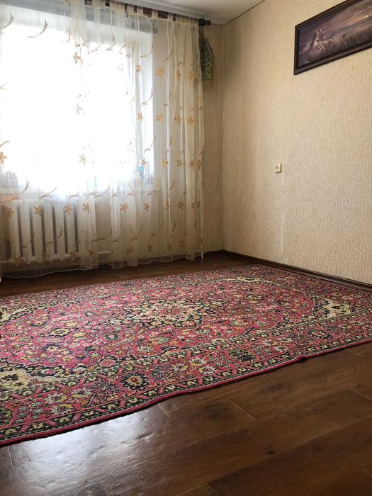 Продаётся 2-ком. квартира в 4 микрорайоне