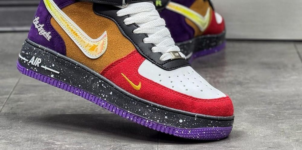 Adidasi Nike Air Force 1 07 LV8 What The L.A