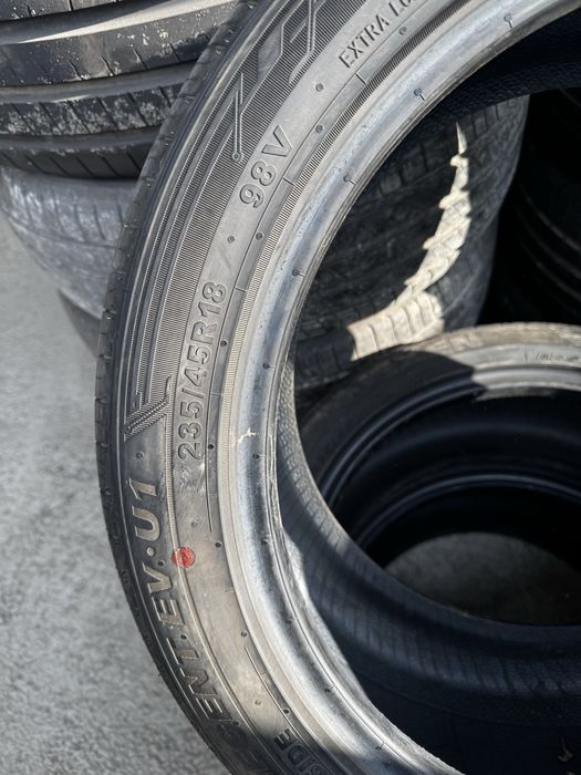 R18/235/45 Yangi balon perigon