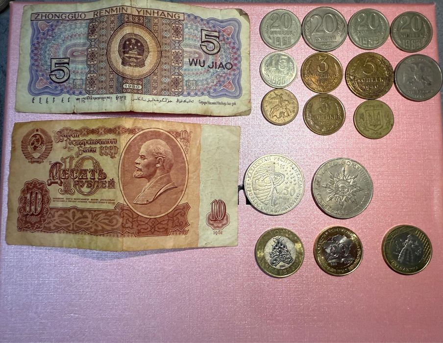 Продам коллекционные монеты