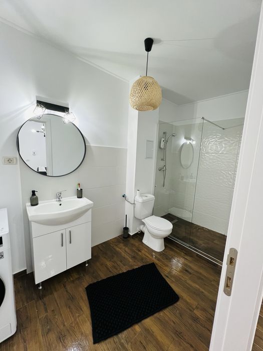 Apartament tip studio cu parcare privata