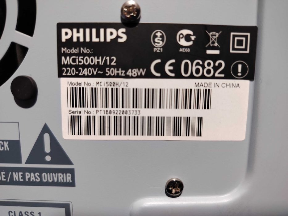 PHILIPS MCi500H Wireless Micro System, nu se aude în  boxe.