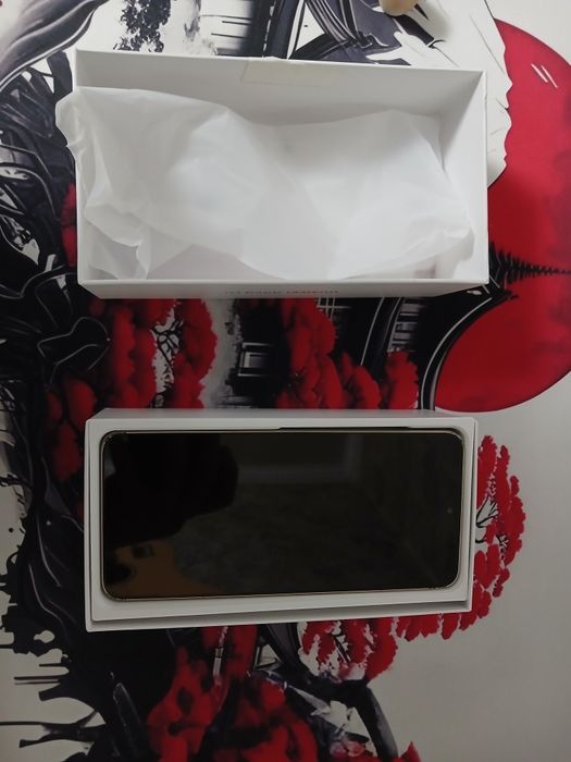 Продам телефон торг уместен