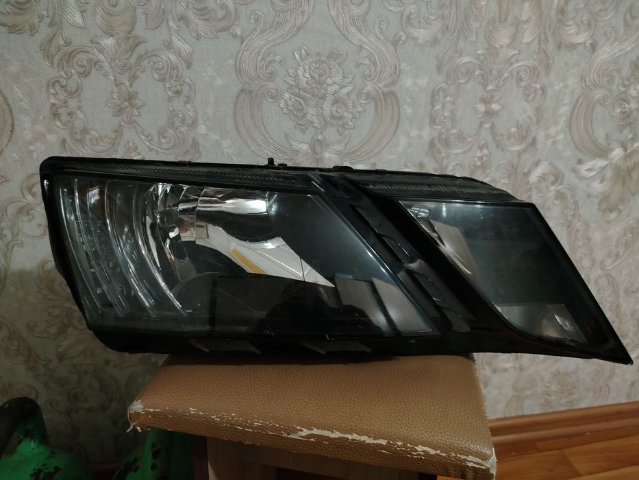 Шкода октавиа фара