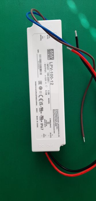 LED захранване LPV-100-12