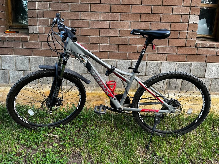 Продам срочно велосипед Trinx