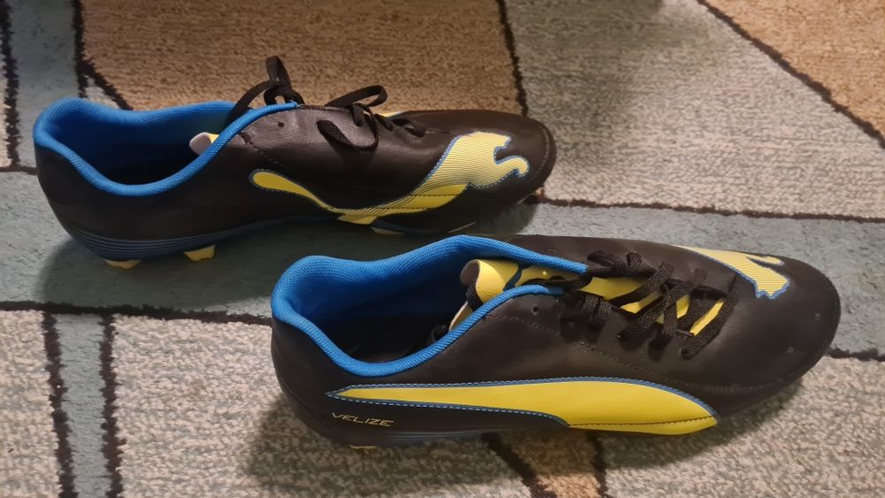 Ghete de fotbal Puma noi 46
