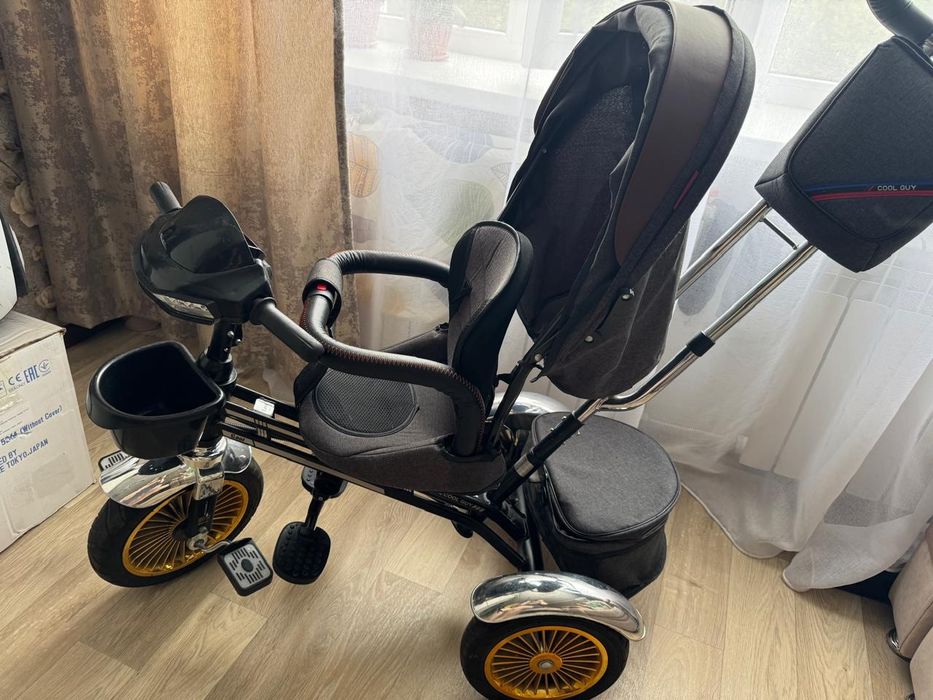 Продам велосипед с ручкой