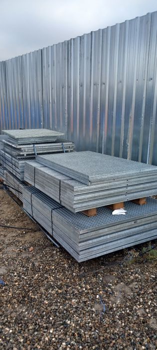 Grătare zincate 125x272x4x125x160x3.5