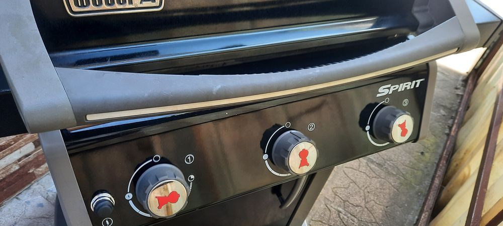 Газово Барбекю Weber Spirit НовМодел  Отлично състояние