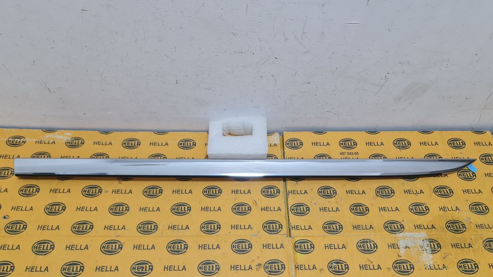 Ornament bandou usa stanga spate crom Mercedes EQS A297 W297 A2976902301