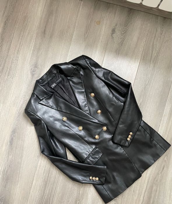 Zara пиджак из эко кожи