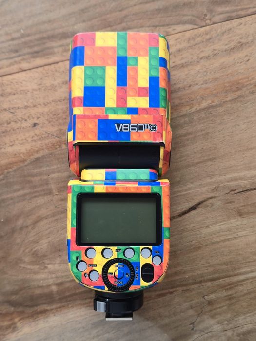 Vând godox V860III canon