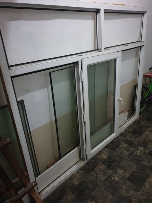 Окно в хорошем состоянии продаются с падакоником