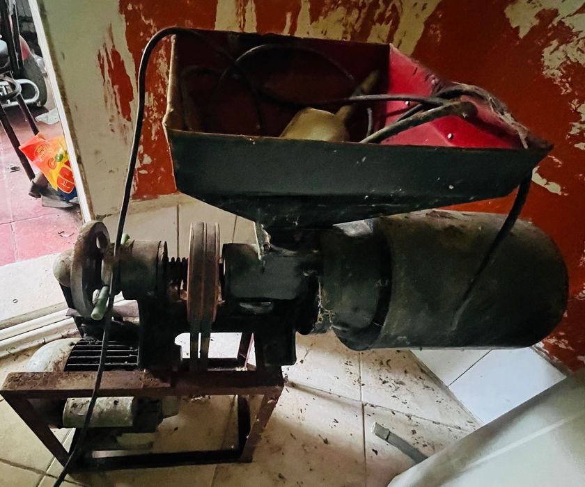 Vânzare Moară cu ciocănele