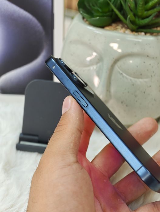 iPhone 15 Pro Dep Blue