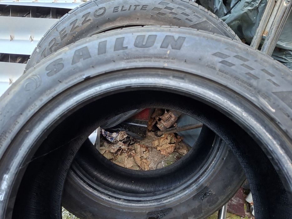 2 бр нови гуми потходящи за трактор