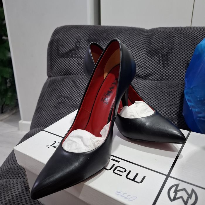 Ботфорты и туфли