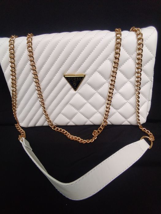 Дамска чанта Guess