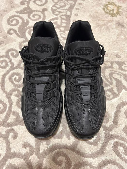 Продаю обувь nike air max 95