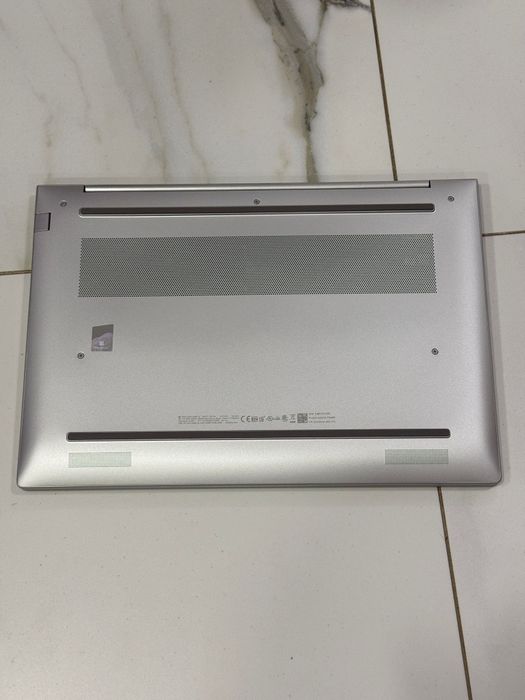 Laptop HP EliteBook 660 G11 / NOU / I7 / 16 Gb Ram / 1TB SSD