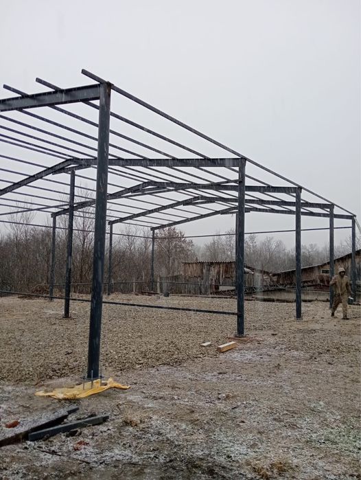 Vând confectionez hale structuri metalice diferite dimesiuni