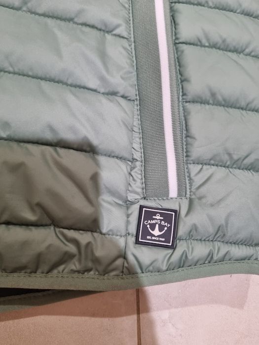 Дамска грейка ЧИСТО НОВА  елек CAMPS BAY