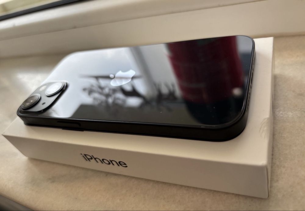 iPhone 13  cu 93% Bateria  Garantie