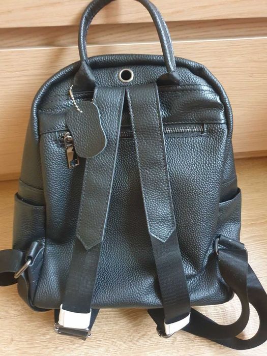 Рюкзак кожаный,новый