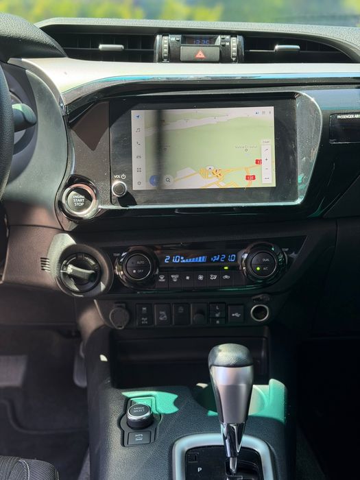 TOYOTA Hilux 2025 — imagine 5
