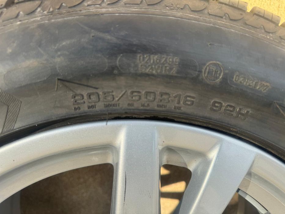 Jante BMW R16 cauciucuri iarna Runflat