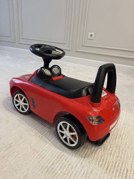 Продам детскую машинку