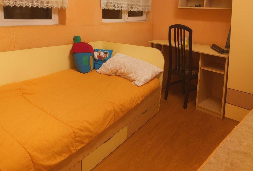 Дава се под наем Тристаен апартамент в Варна, Колхозен пазар - 70 кв.м за 450 € - Снимка #5