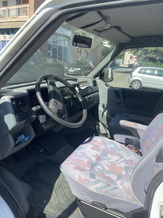 VOLKSWAGEN Multivan 1994 — imagine 4