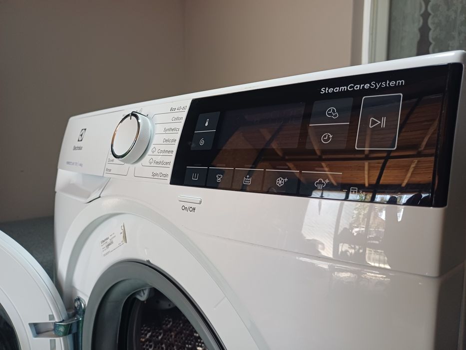 Vand Masina spălat Electrolux PerfectCare 700