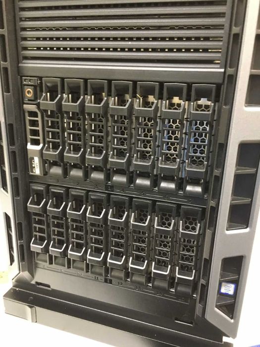 4x GPU (8xPCIe) Tower сървър - PowerEdge T630 - 2xV4 Xeon,2x1600W,CTO